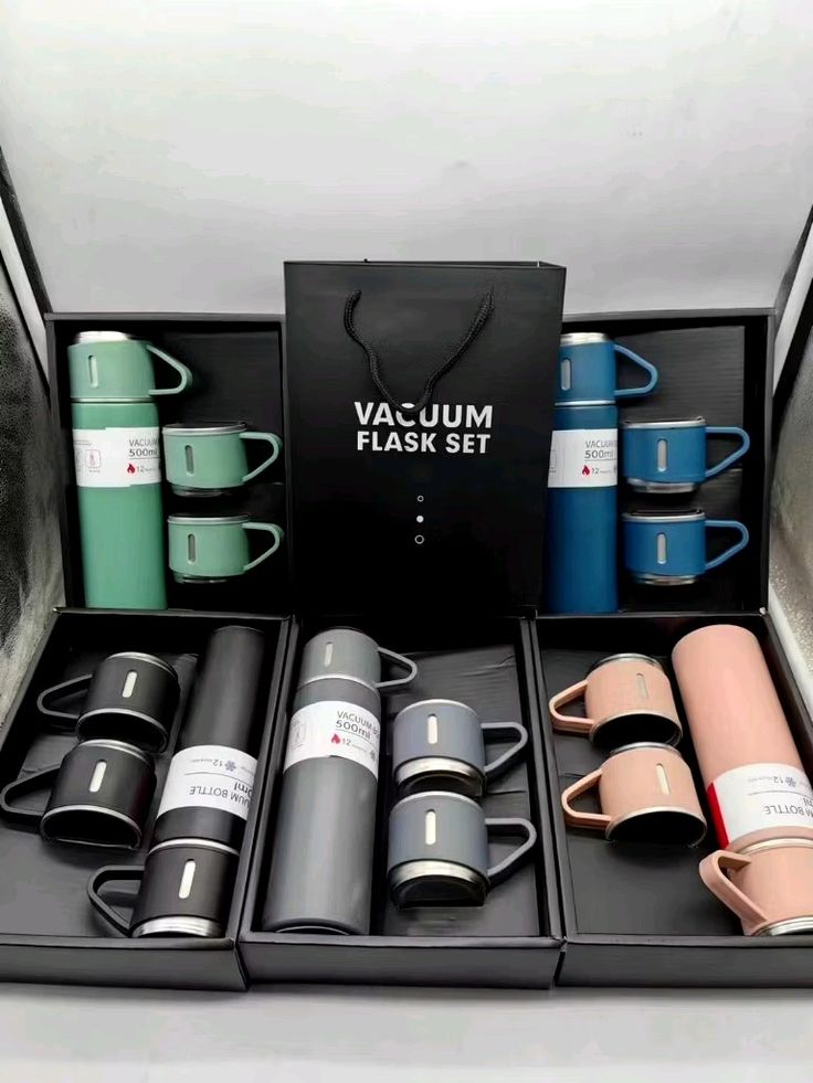 500ml Stainless Steel Vacuum Flask Set with 3 Cups – Portable Hot & Cold Thermos Bottle Gift Set
