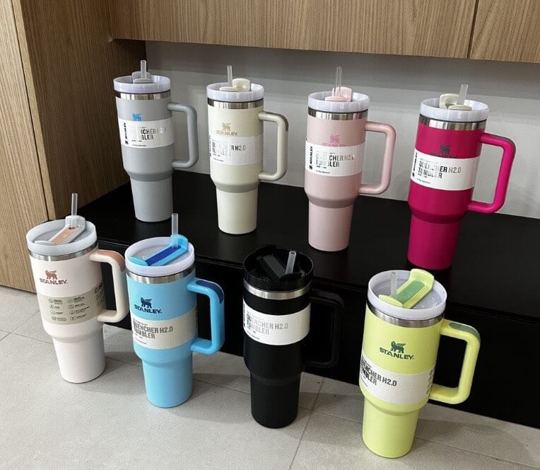 1200ML Stainless Steel Insulated Tumbler with Handle & Straw – Large Capacity Travel Mug (Hot & Cold)